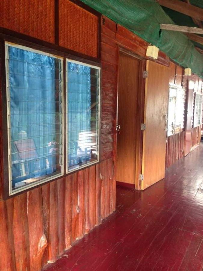 사이 욕 แพแหม่มทัวร์ 아파트 외부 사진